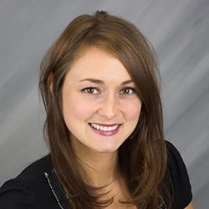 headshot of Katelyn Andrews